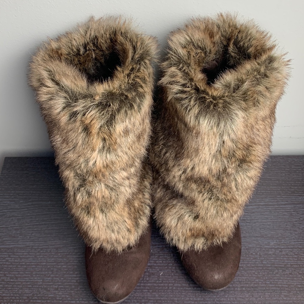 Apt 9 Faux Fur Brown Boots Size 8.5